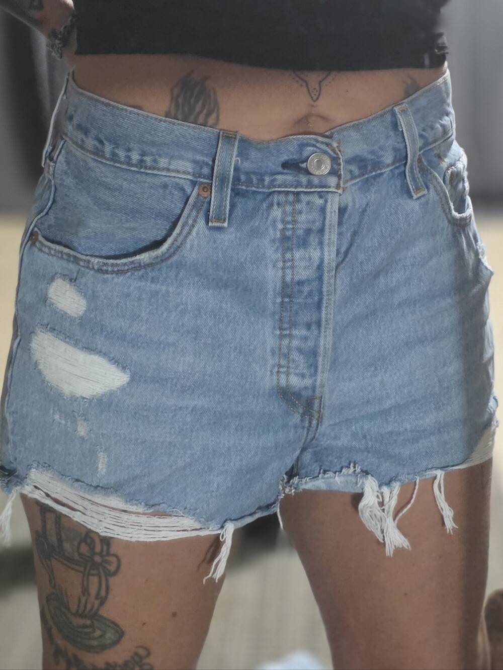 Levis Classic High-Rise Light Blue Denim Shorts